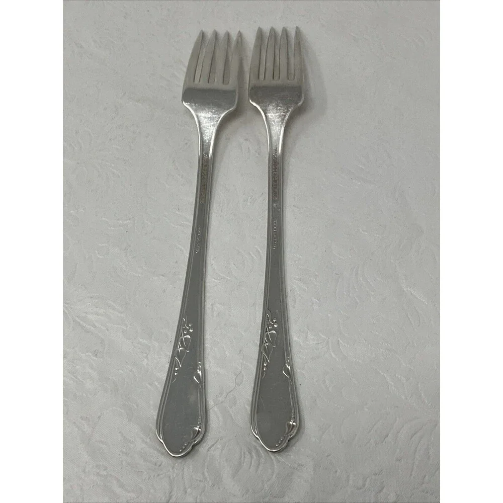 Wm Rogers Oneida Meadowbrook Heather Silver Plate LOT Of 2 Dinner Forks Vintage